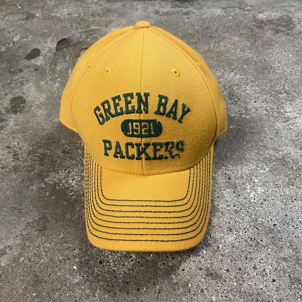 Reebok Green Bay Packers Cap Strap Back Adjustable Yellow NFL Vintage Collection